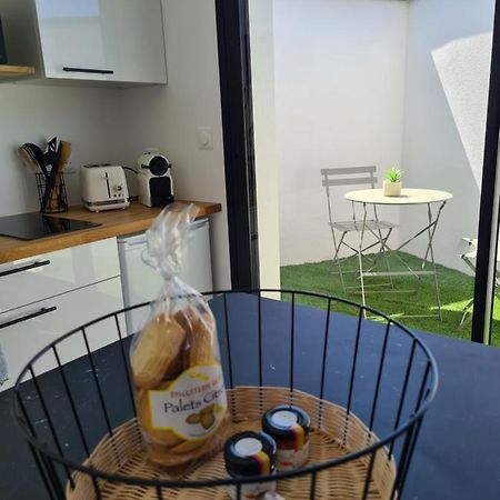 Location La Belle - La Rochelle B Apartment Exterior foto